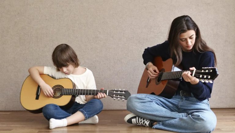 Техники игры на клавишных: что развивать и как тренировать